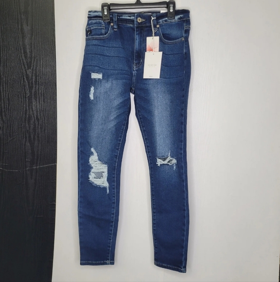 KanCan Denim - KanCan NWT Size 7/27 Skinny Jeans